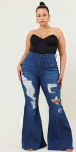 Sunni Distressed Flare Jeans - Saras - Secrets